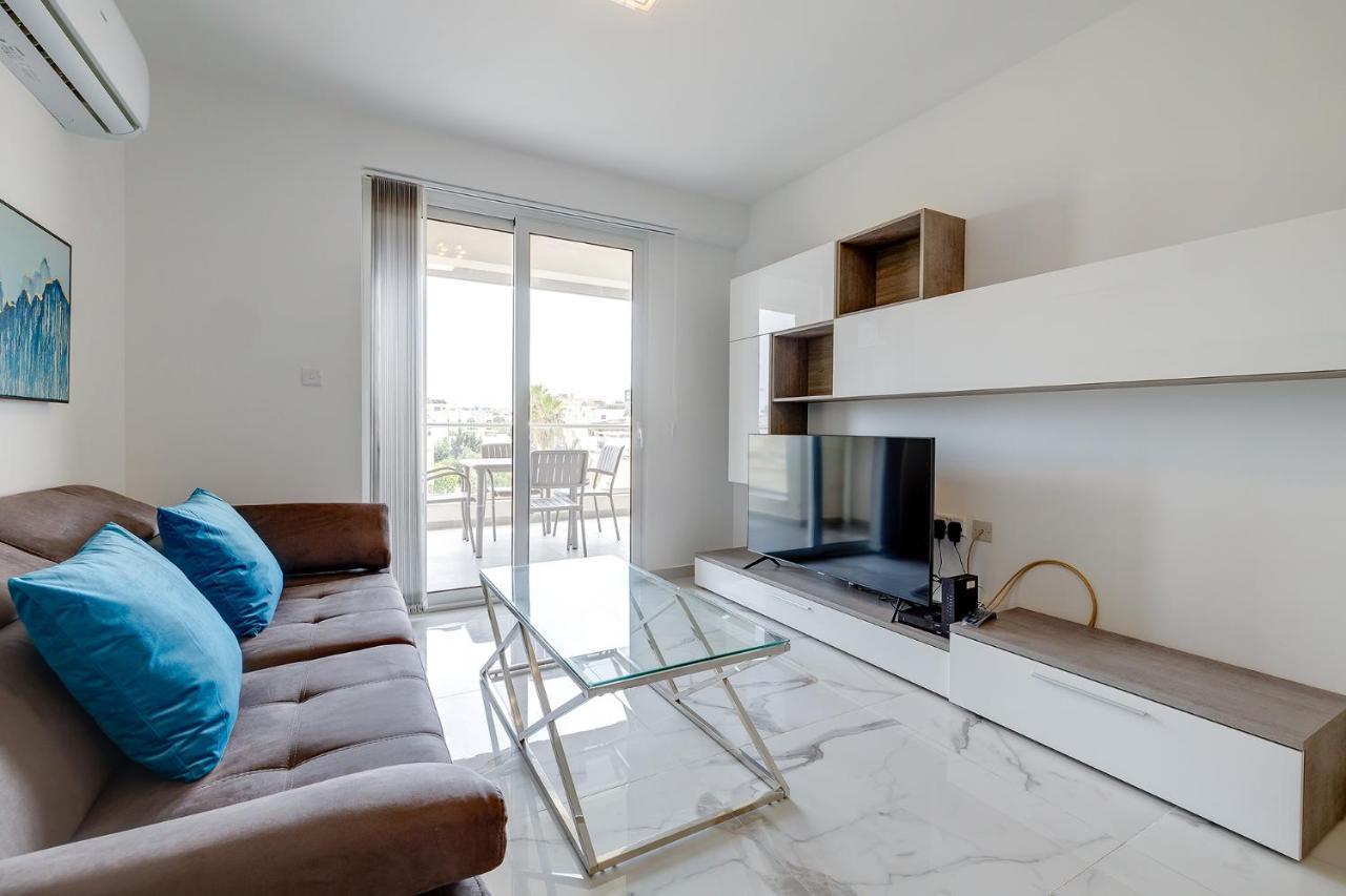 Апартаменты Splendid 2br Apartment, Steps To St Georges Bay Сент Джулианс